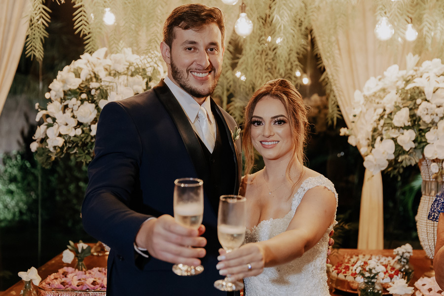 RECEPÇÃO DE CASAMENTO REALIZADO NO SALAO DO MANANCIAL VALE AZUL EM SARANDI NO PARANA