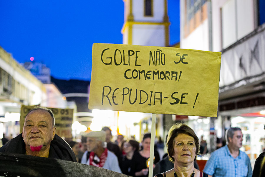 Em resposta ao Presidente Jair Bolsonaro que obrigou os militares comemorarem o Golpe de 1964 – André Arcênio – 2019