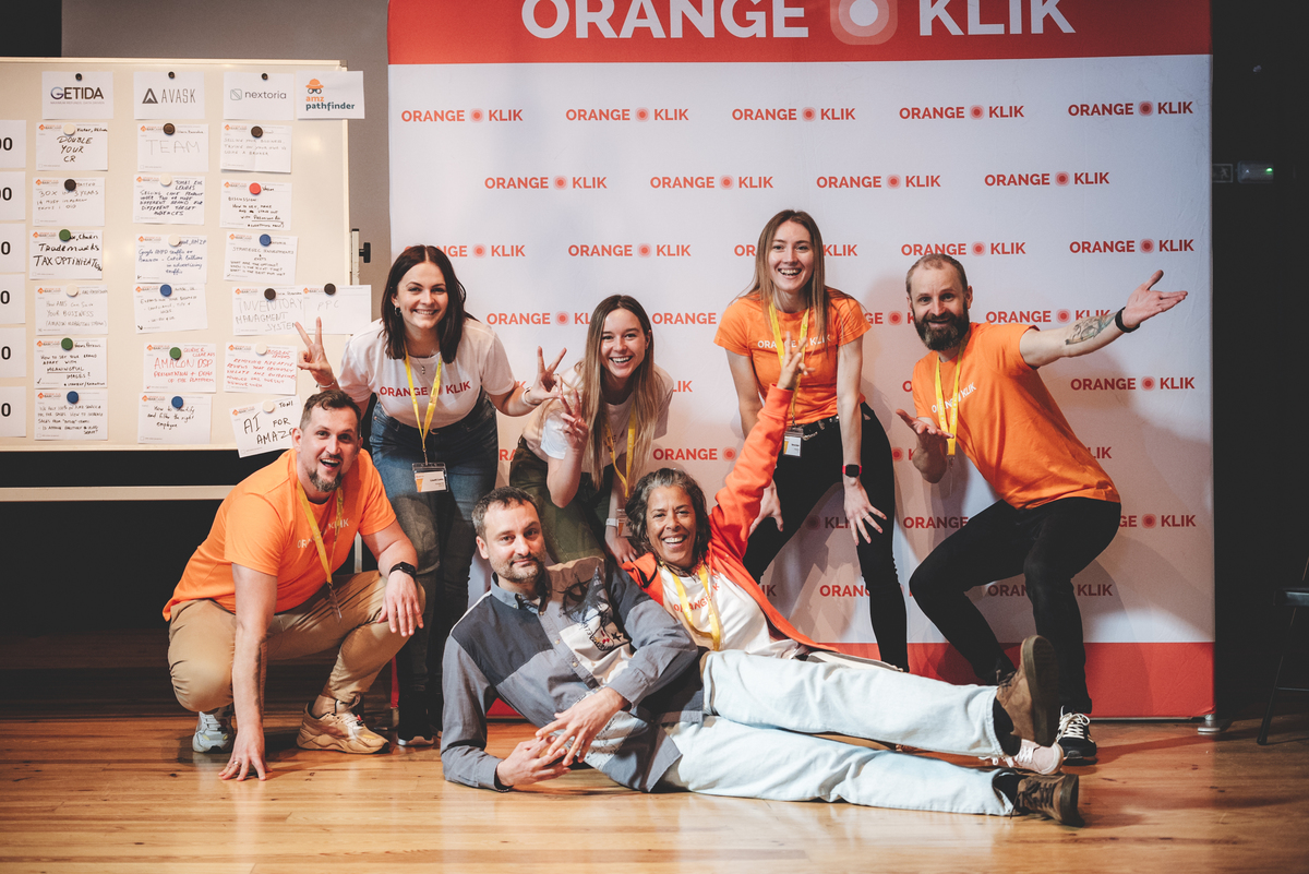 Team Building  Eventos Corporativos Suspenso