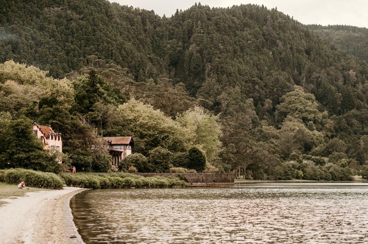 Destination wedding in Azores