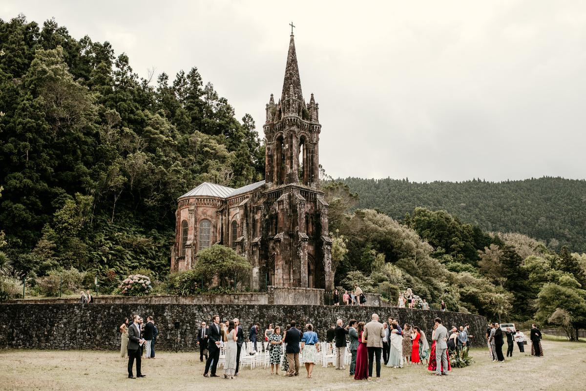 Destination wedding in Azores