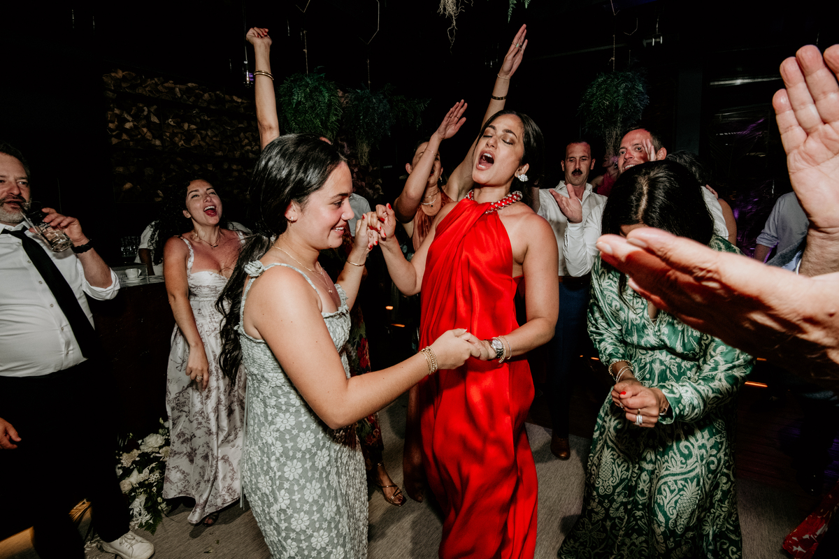 Destination wedding in Azores