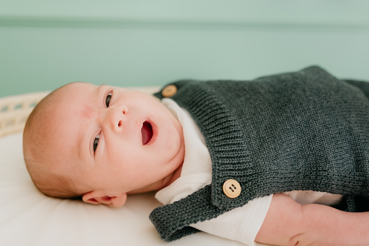Primeiros clicks do Henrique com 1 mês de vida, feito pela fotógrafa Fabiana Bomfim, na Barra da Tijuca