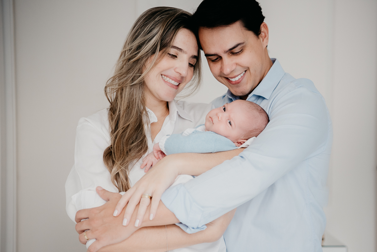 Primeiros clicks do Henrique com 1 mês de vida, feito pela fotógrafa Fabiana Bomfim, na Barra da Tijuca