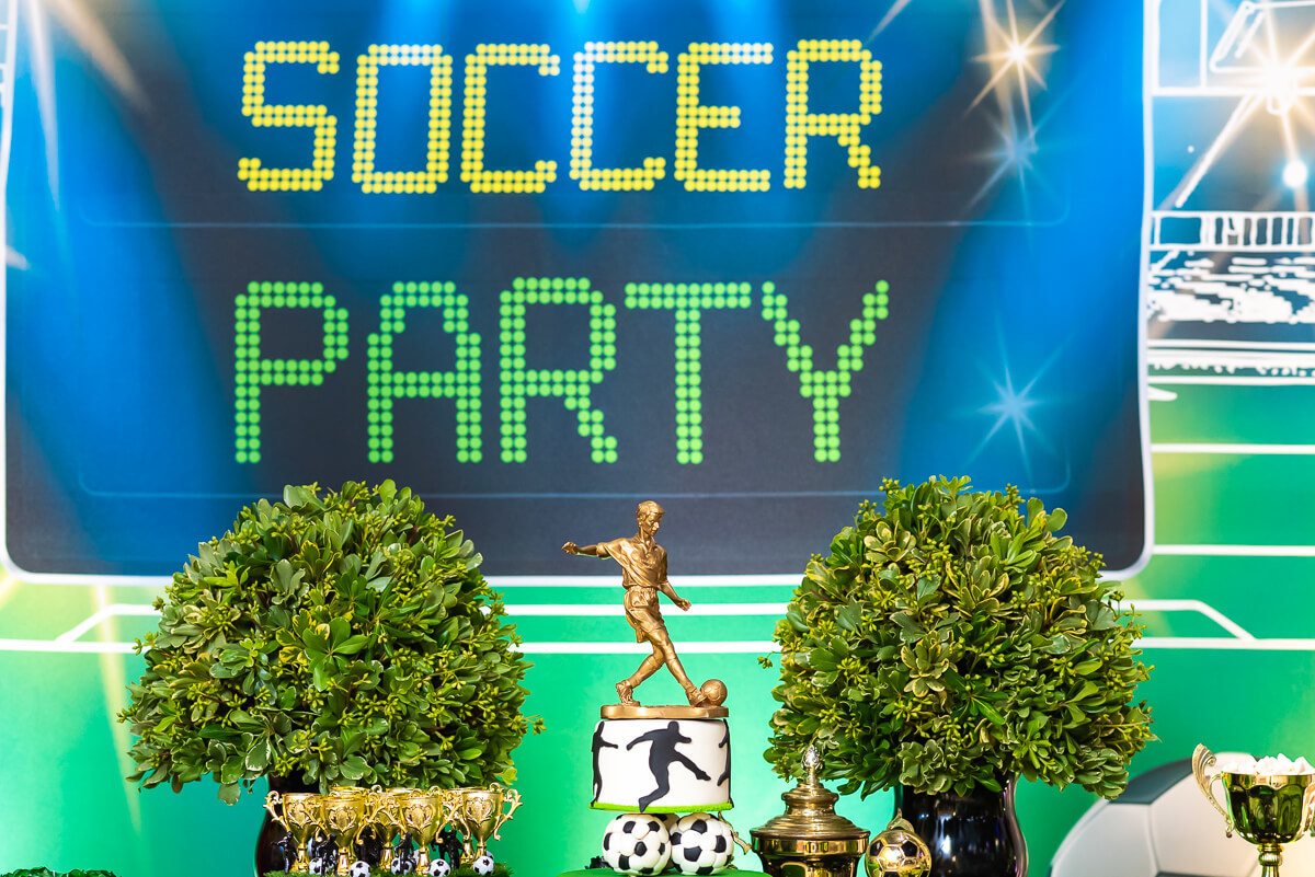 Decoração da Letícia Melgaço para a festa de 5 anos do Réver Jr. na Casa Fanstástica Festas (BH), feito pela fotógrafa Fabiana Bomfim