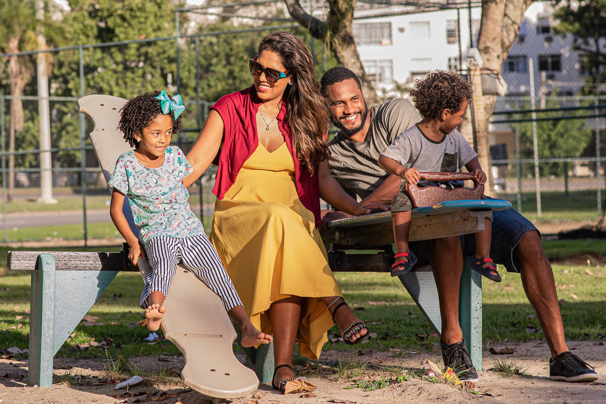 Família do jogador Paulo Victor se despede do Rio de Janeiro, rumo à Áustria para uma nova temporada de vôlei masculino, pela fotógrafa Fabiana Bomfim.