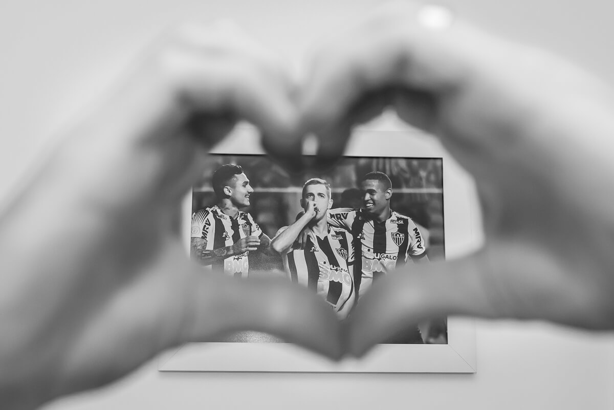 Homenagem do papai Adilson Warken, jogador do glorioso Atlético Mineiro para as suas meninas, Deisi e Manuela, pela fotógrafa Fabiana Bomfim.