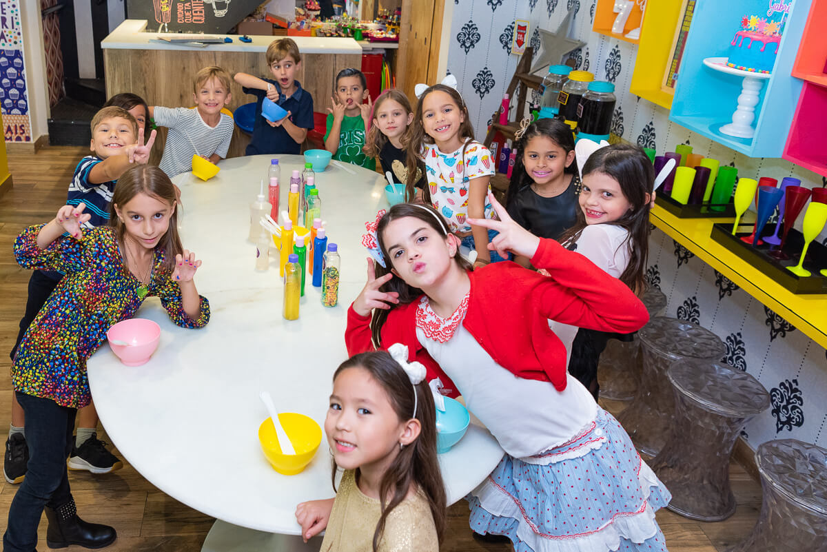 Recreação da equipe do Espaço Aldeia Matinê para a festa de 7 anos da Gabi, pela fotógrafa Fabiana Bomfim.