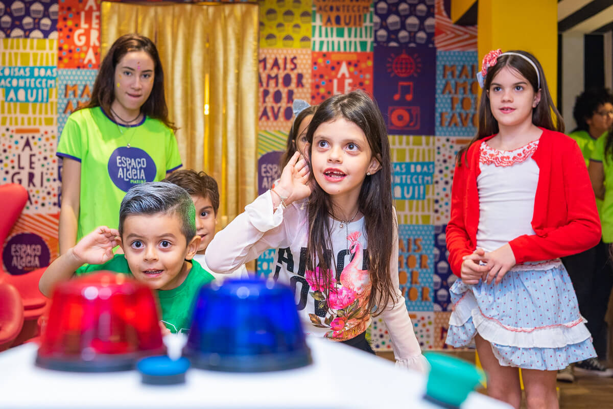 Recreação da equipe do Espaço Aldeia Matinê para a festa de 7 anos da Gabi, pela fotógrafa Fabiana Bomfim.