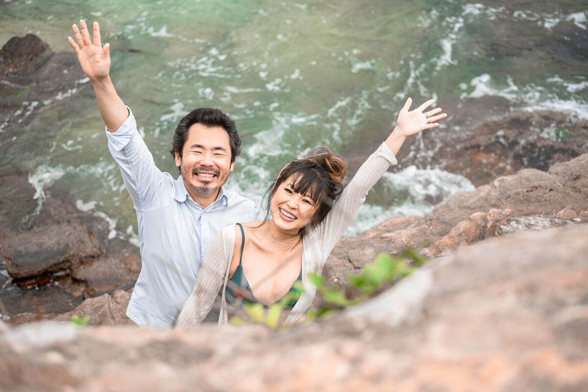 Ensaio do casal Silvinha e Luís à espera do Benício, realizado na Praia da Ferradurinha, Búzios, pela fotógrafa Fabiana Bomfim.
