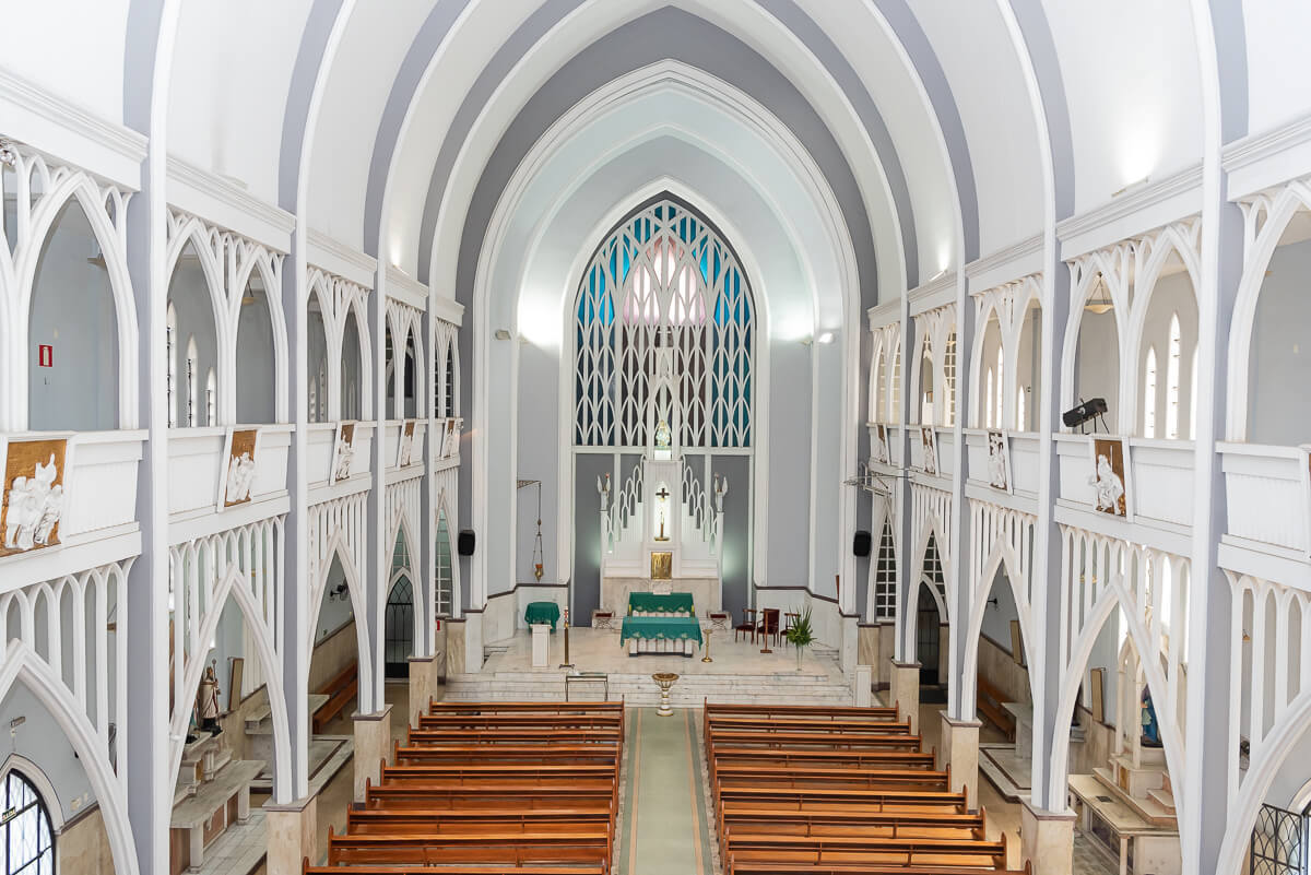Batizado da Manuela, filha da Deisi e Adilson Warken, na Paróquia Nossa Senhora da Consolação e Correia, em Belo Horizonte, pela fotógrafa Fabiana Bomfim.