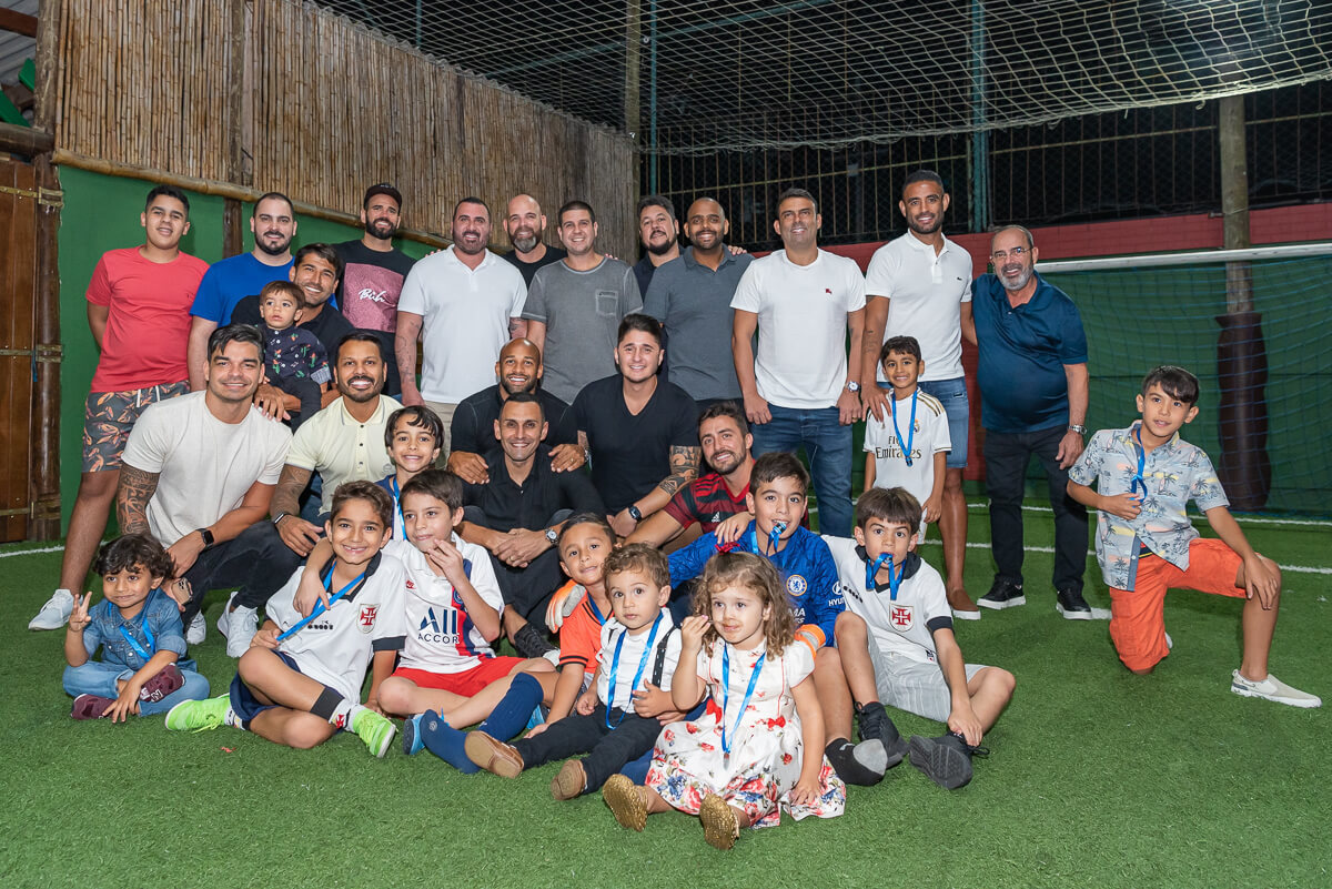 Rafael Marques e Karla Duarte comemoraram os 7 anos do Davi, com o tema Champions League, realizado na Festa e Aventuras, Barra da Tijuca, pela fotógrafa Fabiana Bomfim.