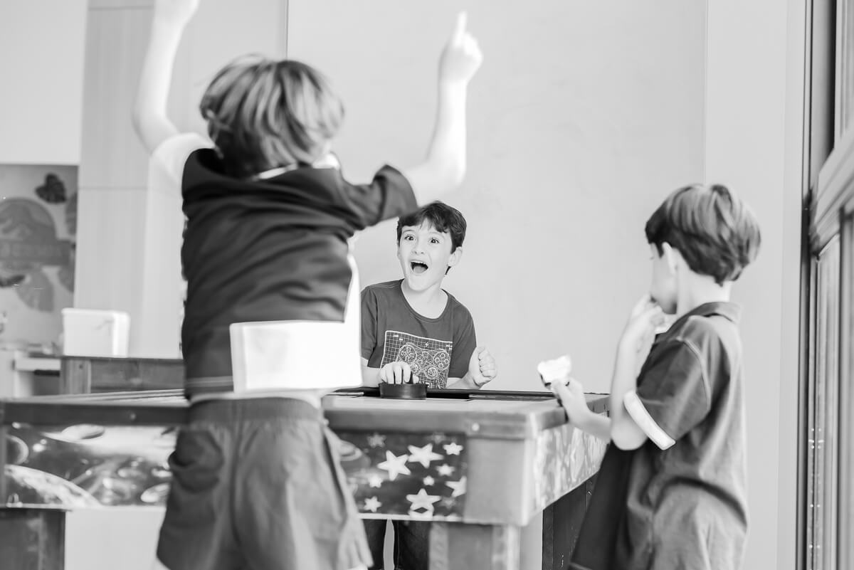 Aniversário de 6 anos do Francisco com o tema dinossauros, realizado em BH, pela fotógrafa Fabiana Bomfim.