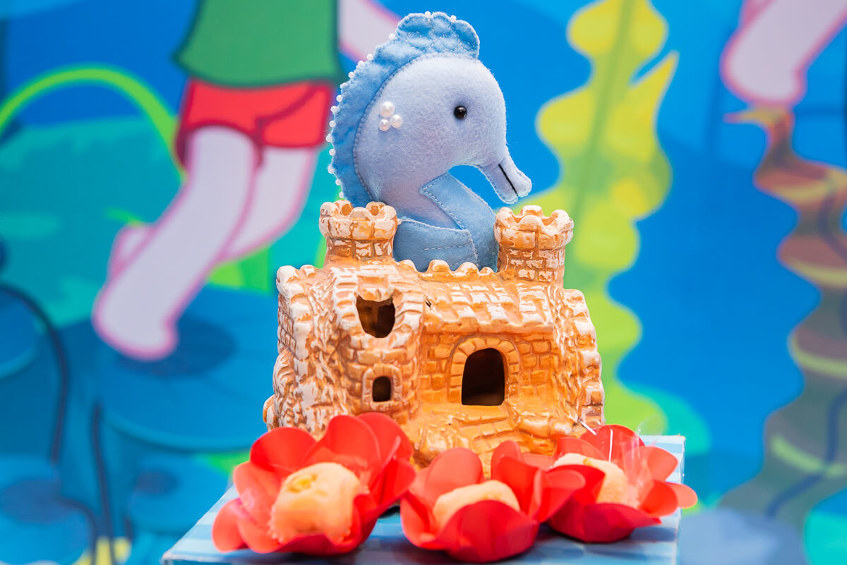 Decoração linda da Per Bambini com o tema Bita no Fundo do Mar para o aniversário de 1 aninho do Gabriel, pela fotógrafa Fabiana Bomfim.