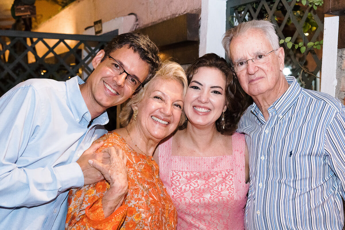Jantar surpresa de 80 anos registrado em 19.12.2019 pelo fotógrafo Amauri de Souza.