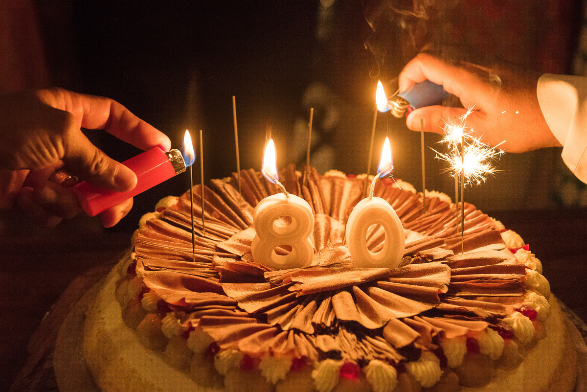 Jantar surpresa de 80 anos registrado em 19.12.2019 pelo fotógrafo Amauri de Souza.