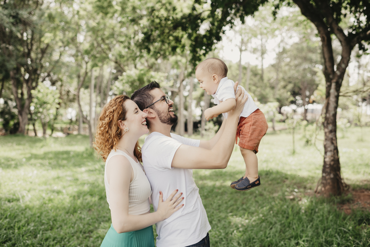 Ensaio em Rio Claro-SP, familia apaixonada, casal, Jonathan Januario, chocolate caramelo, fotografia, Araras, leme, limeira,campinas, São Paulo, folk,fotos com bolo, familia,gestante,gestação,baby,bebê, smash the cake, Porto Alegre, POA
