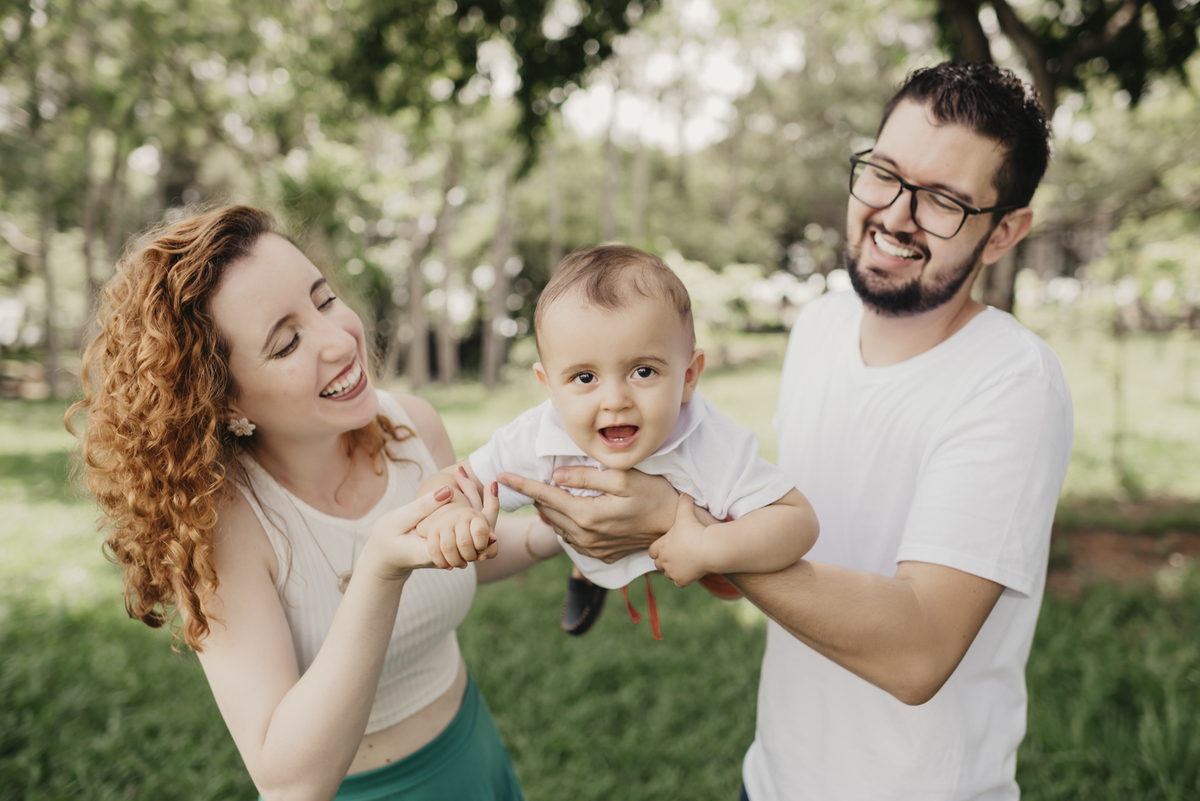 Ensaio em Rio Claro-SP, familia apaixonada, casal, Jonathan Januario, chocolate caramelo, fotografia, Araras, leme, limeira,campinas, São Paulo, folk,fotos com bolo, familia,gestante,gestação,baby,bebê, smash the cake, Porto Alegre, POA
