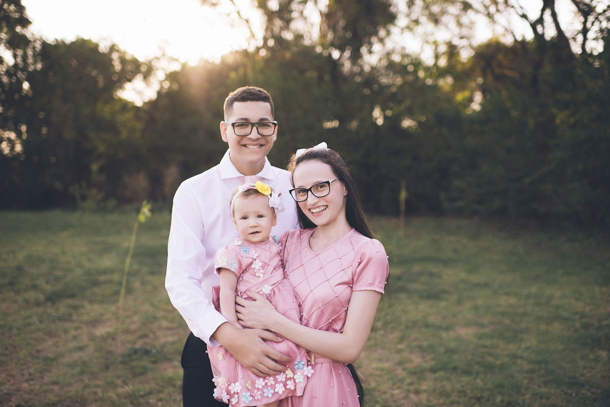 Ensaio em Rio Claro-SP, familia apaixonada, casal, Jonathan Januario, chocolate caramelo, fotografia, Araras, leme, limeira,campinas, São Paulo, folk,fotos com bolo, familia,gestante,gestação,baby,bebê, smash the cake, Porto Alegre, POA