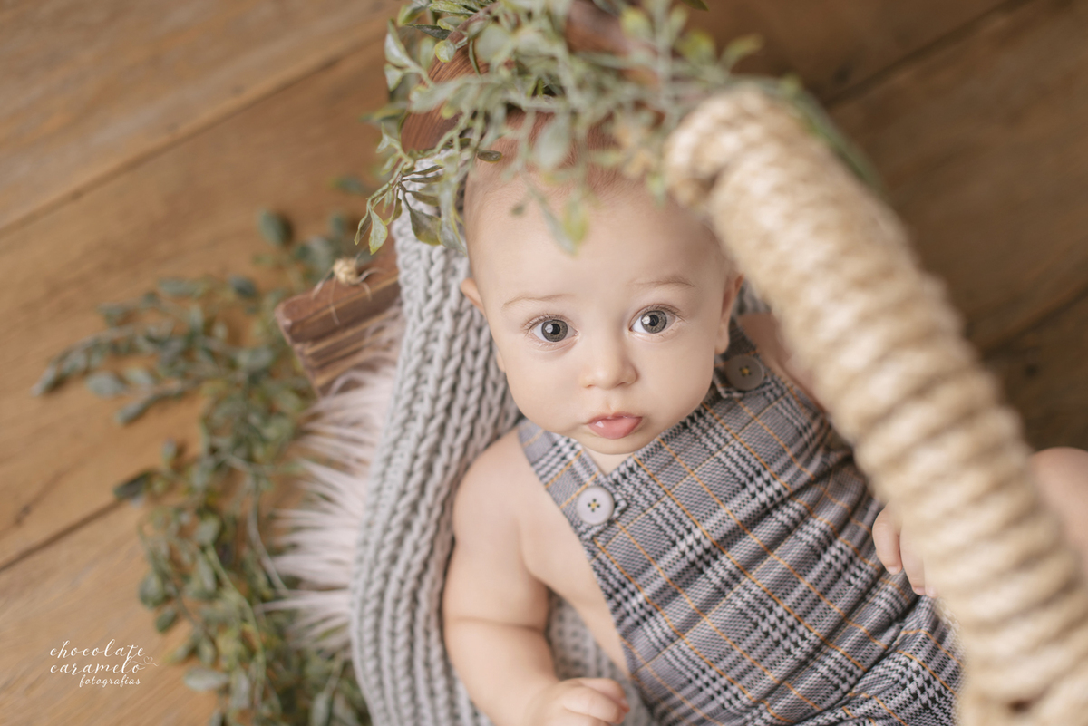 Ensaio em Rio Claro-SP, familia apaixonada, casal, acompanhamento, chocolate caramelo, fotografia, Araras, leme, limeira,campinas, São Paulo, folk,fotos com bolo, familia,gestante,gestação,baby,bebê, smash the cake, Porto Alegre, POA