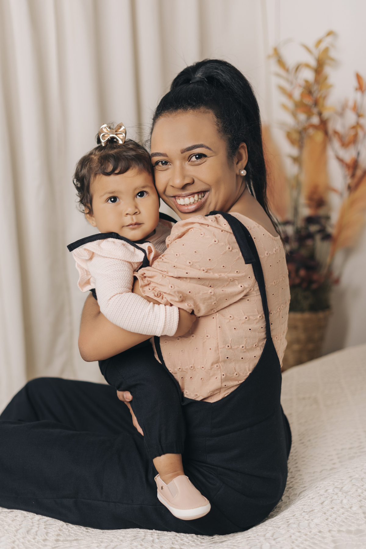 Ensaio em Rio Claro-SP, familia apaixonada, casal, acompanhamento, chocolate caramelo, fotografia, Araras, leme, limeira,campinas, São Paulo, folk,fotos com bolo, familia,gestante,gestação,baby,bebê, smash the cake, Porto Alegre, POA