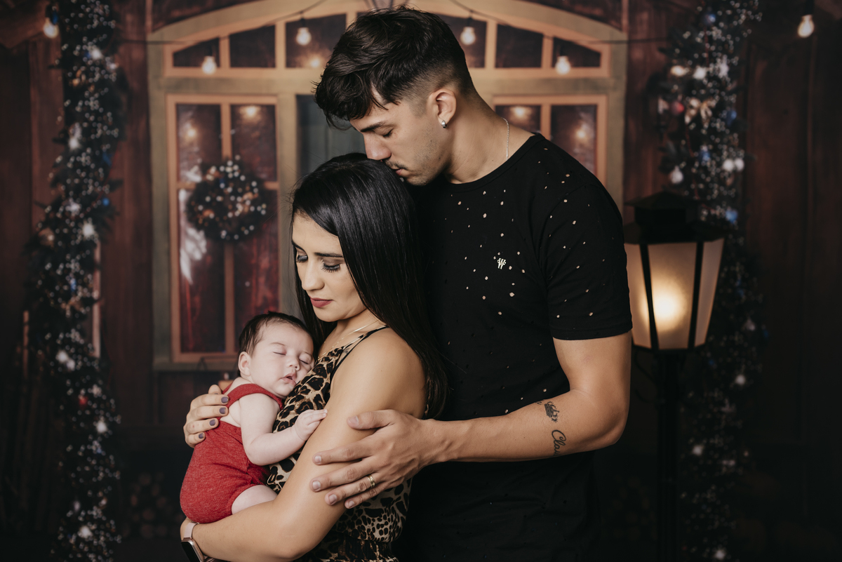 Ensaio em Rio Claro-SP, familia apaixonada, casal, acompanhamento, chocolate caramelo, fotografia, Araras, leme, limeira,campinas, São Paulo, folk,fotos com bolo, familia,gestante,gestação,baby,bebê, smash the cake, Porto Alegre, POA