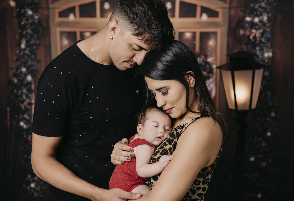 Ensaio em Rio Claro-SP, familia apaixonada, casal, acompanhamento, chocolate caramelo, fotografia, Araras, leme, limeira,campinas, São Paulo, folk,fotos com bolo, familia,gestante,gestação,baby,bebê, smash the cake, Porto Alegre, POA