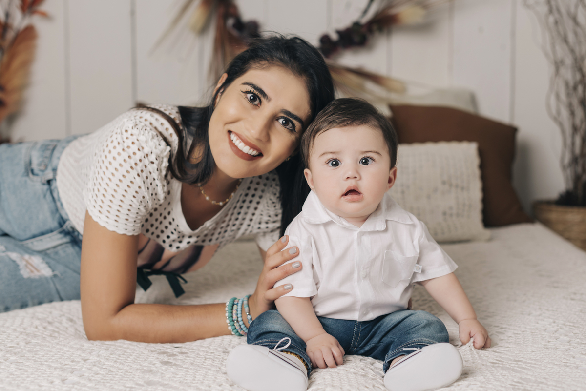 Ensaio em Rio Claro-SP, familia apaixonada, casal, acompanhamento, chocolate caramelo, fotografia, Araras, leme, limeira,campinas, São Paulo, folk,fotos com bolo, familia,gestante,gestação,baby,bebê, smash the cake, Porto Alegre, POA