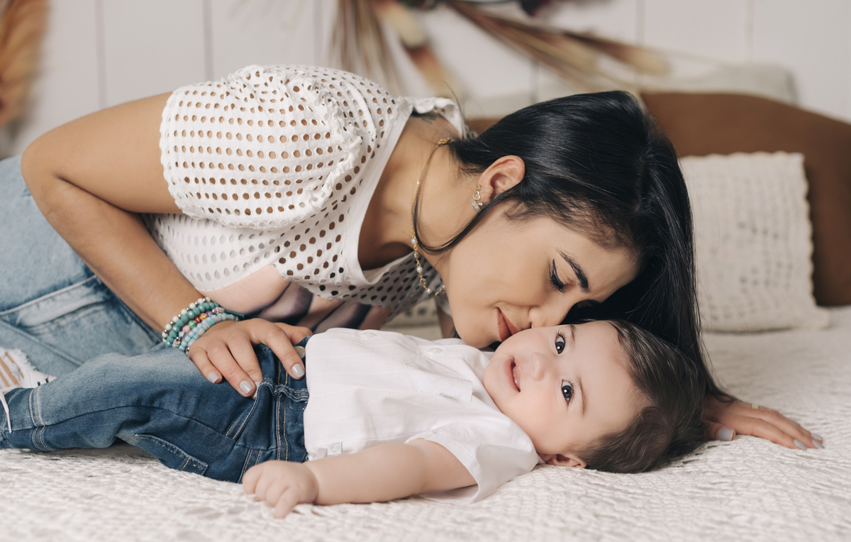Ensaio em Rio Claro-SP, familia apaixonada, casal, acompanhamento, chocolate caramelo, fotografia, Araras, leme, limeira,campinas, São Paulo, folk,fotos com bolo, familia,gestante,gestação,baby,bebê, smash the cake, Porto Alegre, POA