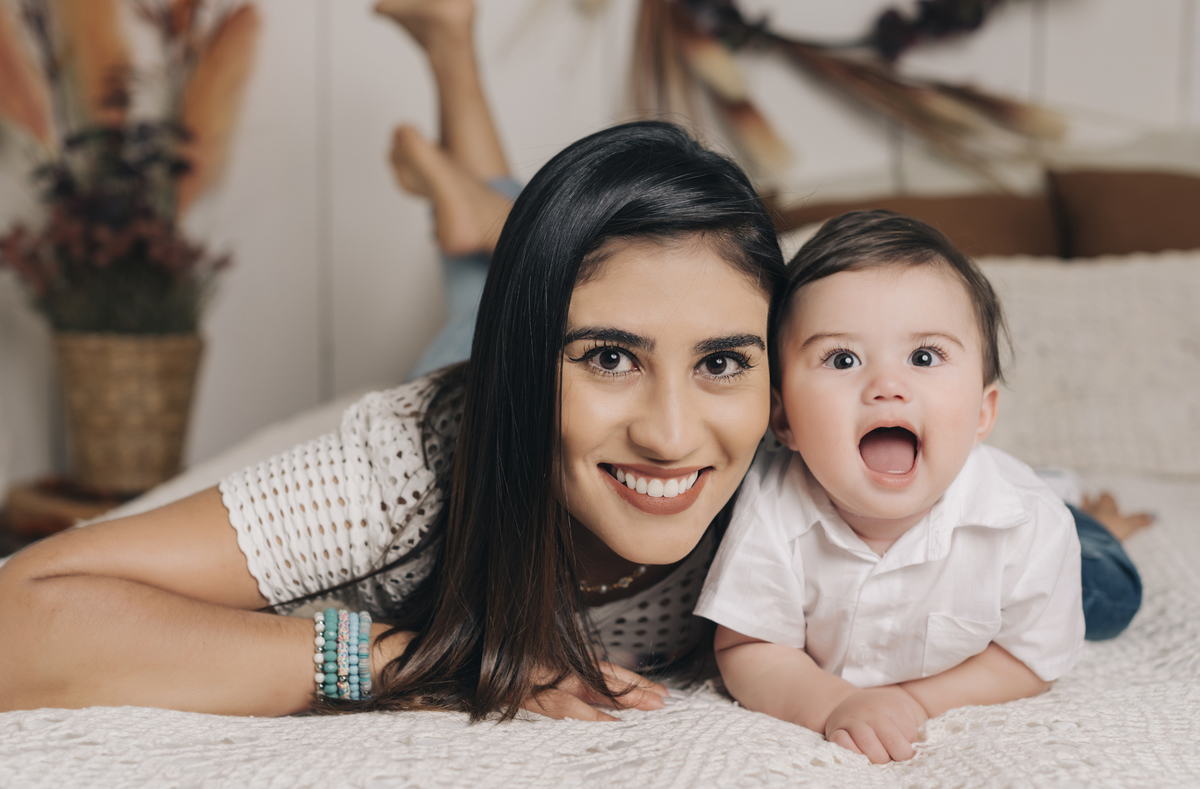 Ensaio em Rio Claro-SP, familia apaixonada, casal, acompanhamento, chocolate caramelo, fotografia, Araras, leme, limeira,campinas, São Paulo, folk,fotos com bolo, familia,gestante,gestação,baby,bebê, smash the cake, Porto Alegre, POA
