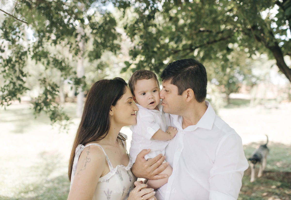 Batizado, chocolate caramelo fotografias, fotos de criança, fotos de bebe, newborn, fotografo Araras, fotografo de criança limeira, batizado em Limeira, Batizado em Piracicaba, melhor fotografo de Araras, melhor fotografo de sao paulo, padre