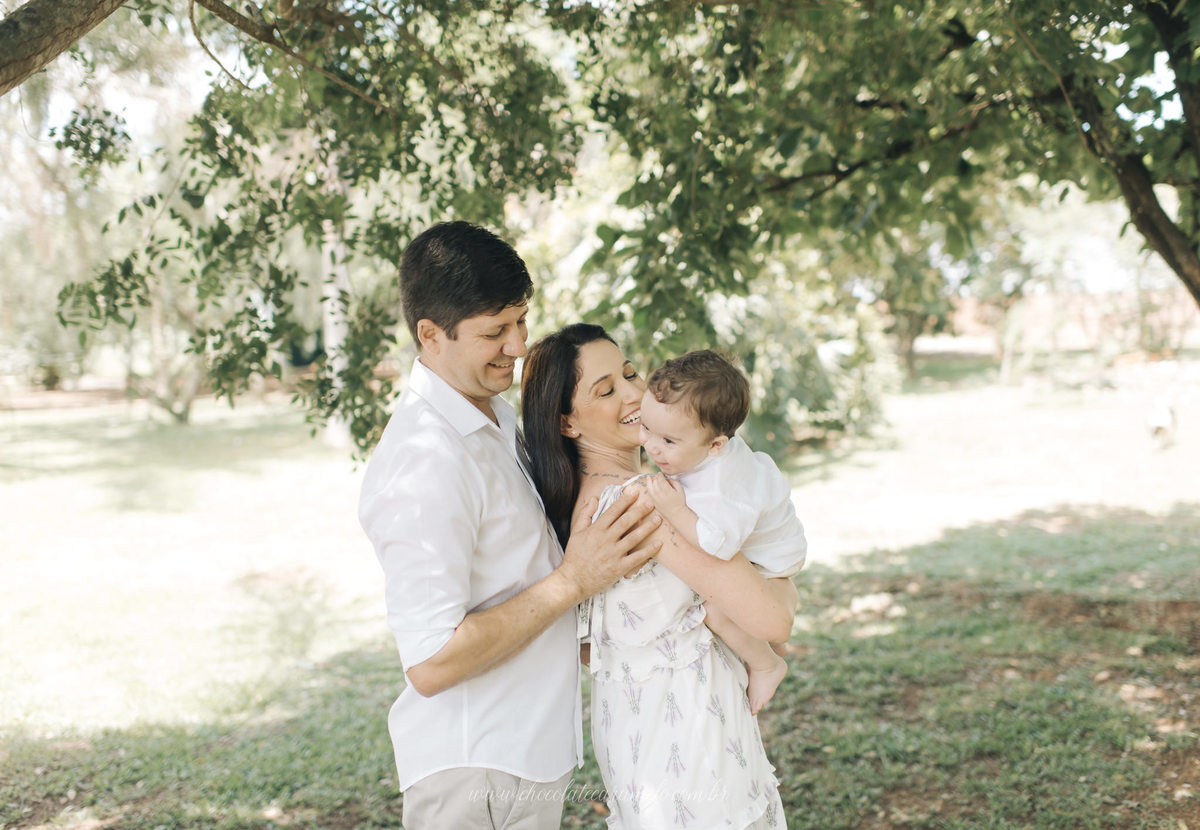 Batizado, chocolate caramelo fotografias, fotos de criança, fotos de bebe, newborn, fotografo Araras, fotografo de criança limeira, batizado em Limeira, Batizado em Piracicaba, melhor fotografo de Araras, melhor fotografo de sao paulo, padre