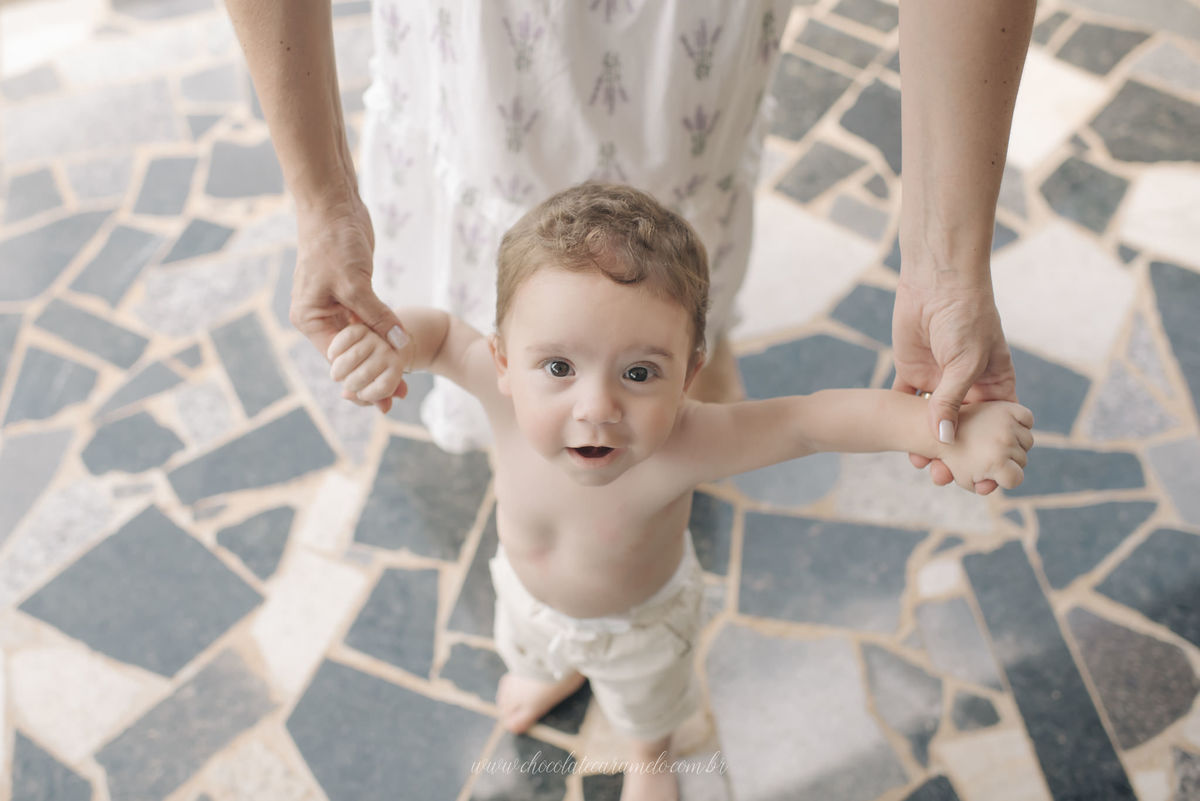 Batizado, chocolate caramelo fotografias, fotos de criança, fotos de bebe, newborn, fotografo Araras, fotografo de criança limeira, batizado em Limeira, Batizado em Piracicaba, melhor fotografo de Araras, melhor fotografo de sao paulo, padre