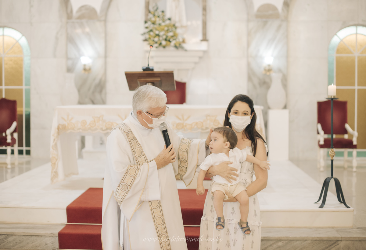 Batizado, chocolate caramelo fotografias, fotos de criança, fotos de bebe, newborn, fotografo Araras, fotografo de criança limeira, batizado em Limeira, Batizado em Piracicaba, melhor fotografo de Araras, melhor fotografo de sao paulo, padre