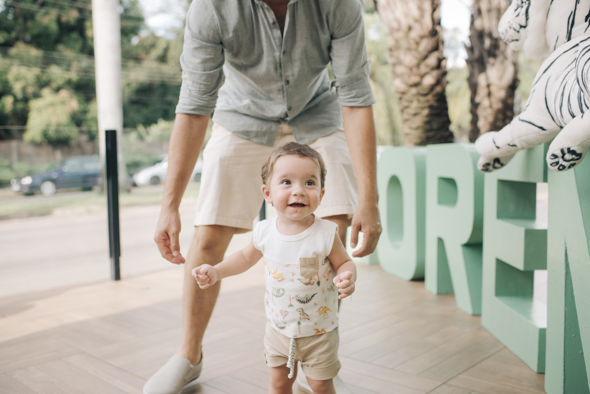 aniversario 1 aninho, aniversario infantil, aniversario infantil araras, aniversario infantil limeira, Angela cerri, meu primeiro aninho, aniversario infantil campinas, aniversario de menino, tema safari, aniversario tema safari, chocolate caramelo fotogr