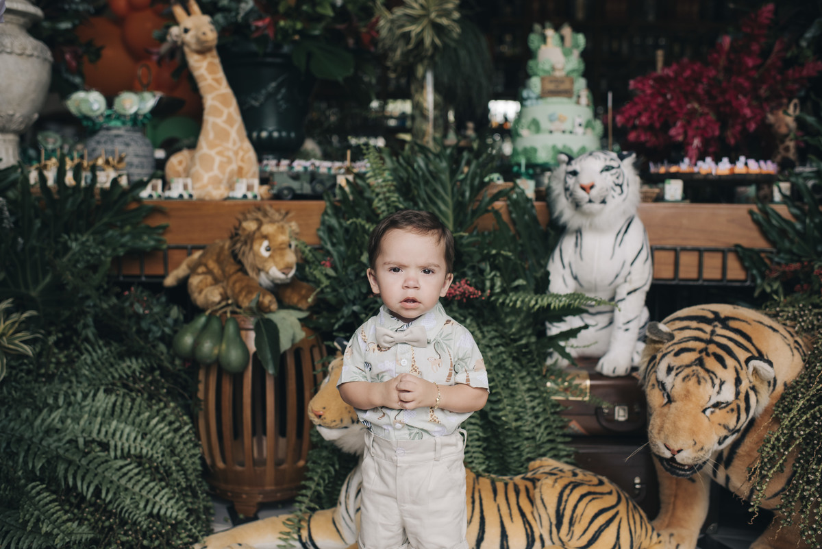 aniversario 1 aninho, aniversario infantil, aniversario infantil araras, aniversario infantil limeira, Angela cerri, meu primeiro aninho, aniversario infantil campinas, aniversario de menino, tema safari, aniversario tema safari, chocolate caramelo fotogr