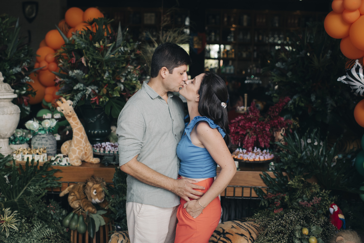 aniversario 1 aninho, aniversario infantil, aniversario infantil araras, aniversario infantil limeira, Angela cerri, meu primeiro aninho, aniversario infantil campinas, aniversario de menino, tema safari, aniversario tema safari, chocolate caramelo fotogr