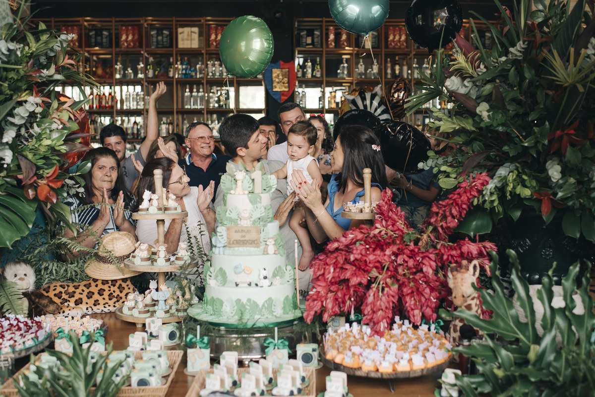 aniversario 1 aninho, aniversario infantil, aniversario infantil araras, aniversario infantil limeira, Angela cerri, meu primeiro aninho, aniversario infantil campinas, aniversario de menino, tema safari, aniversario tema safari, chocolate caramelo fotogr