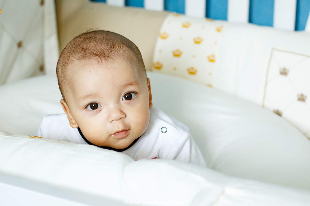 ensaio bebê em casa book bebê lifestyle acompanhamento bebê 6 meses campo grande rio de janeiro 