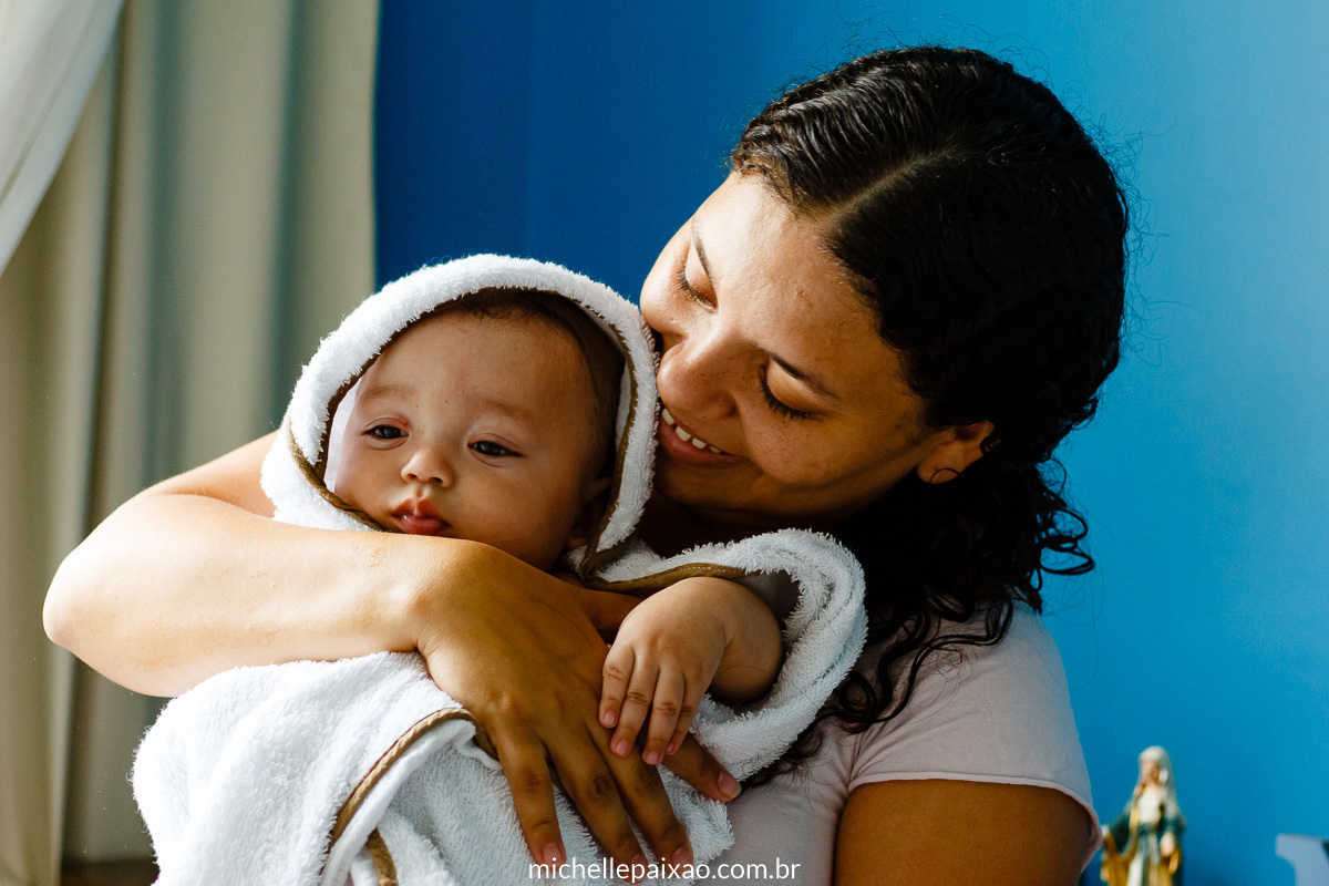 ensaio lifestyle fotografia rotina do bebê banho acompanhamento fases do bebê rio de janeiro