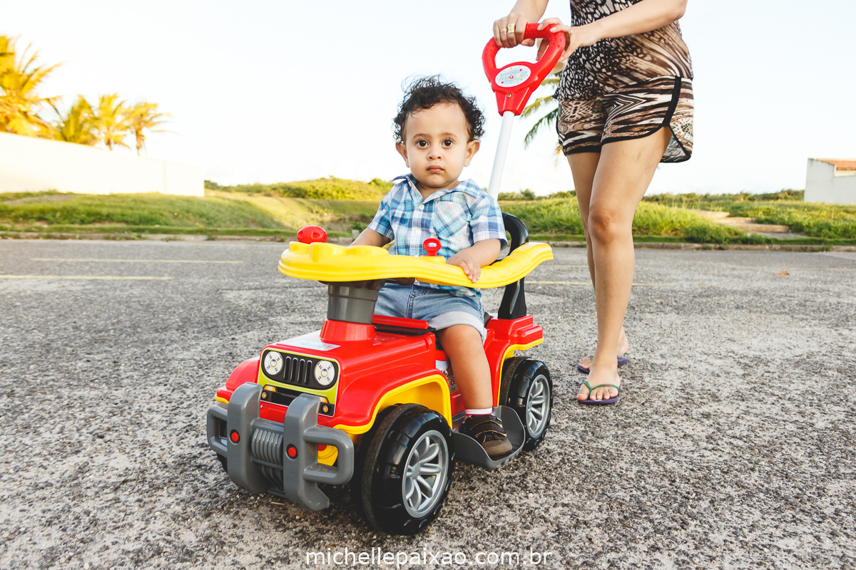 Fotos de bebê brincando Mucuri Bahia