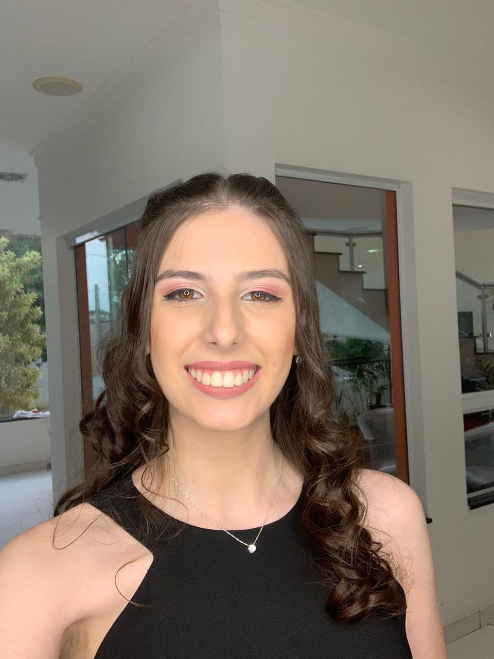 Penteados para festa de 15 anos em Valinhos e Ensaio fotografico