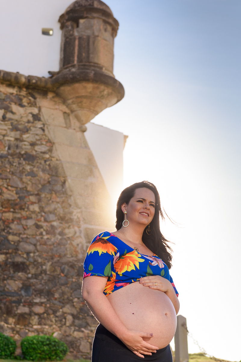 Ensaio fotográfico gestante Farol da Barra e Igreja do Senhor do Bonfim,  de Jamile, Alex e Enzo, a espera de Mariah, em Salvador/BA, 