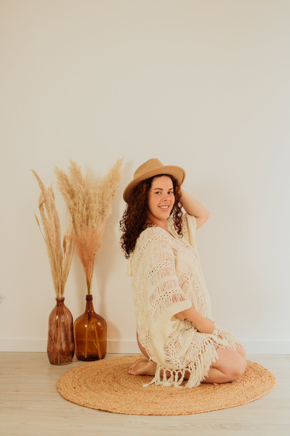 Sessão fotográfica grávida em estúdio 