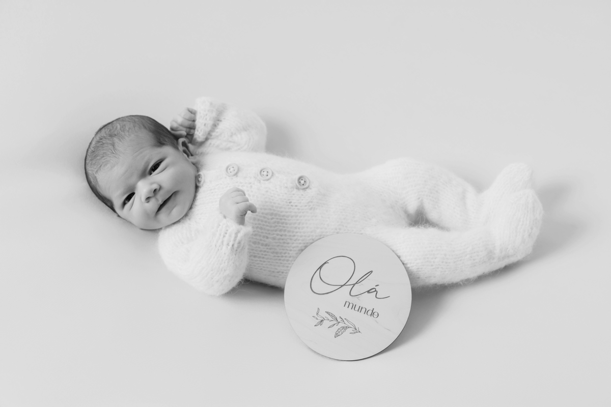 Sessão Newborn – Memórias dos Primeiros Dias ✨