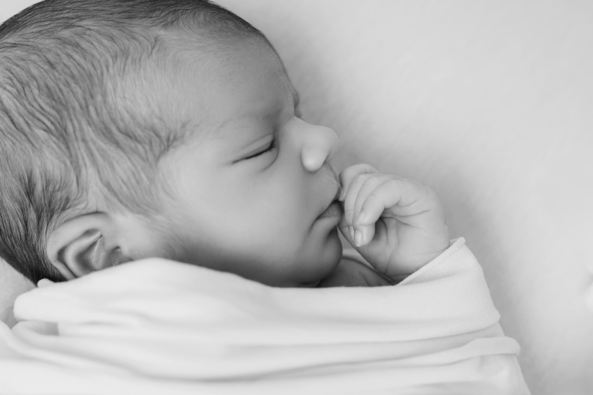 Sessão Newborn – Memórias dos Primeiros Dias ✨