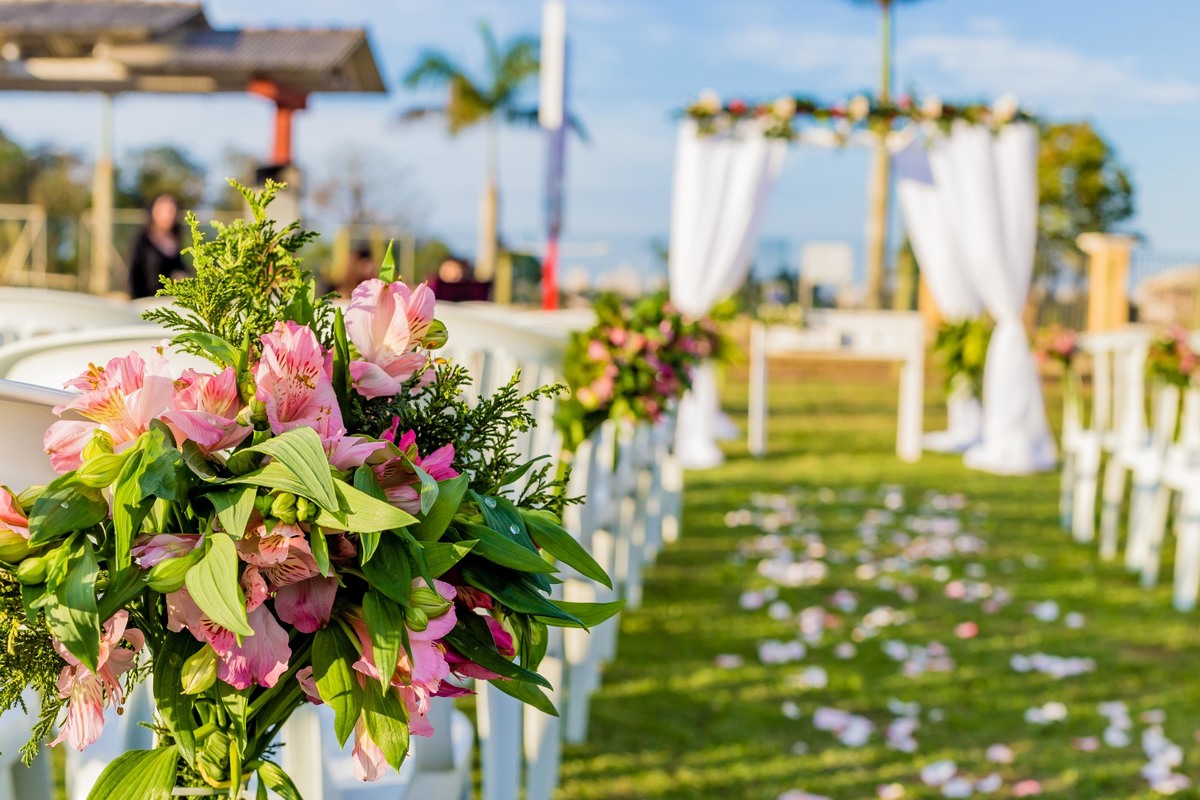 decoração de casamento de dia Lubulladecor recanto do trombudo ao por do sol