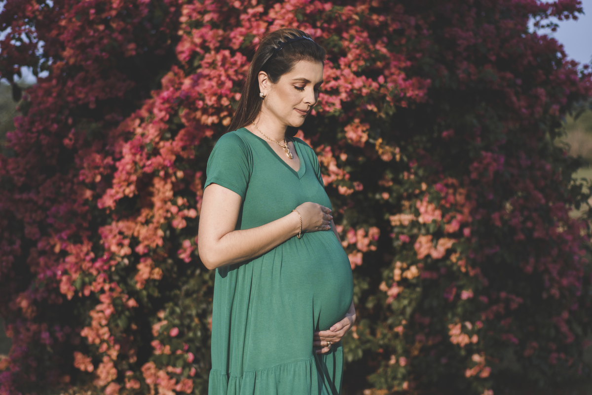 Foto de gestante na fazenda