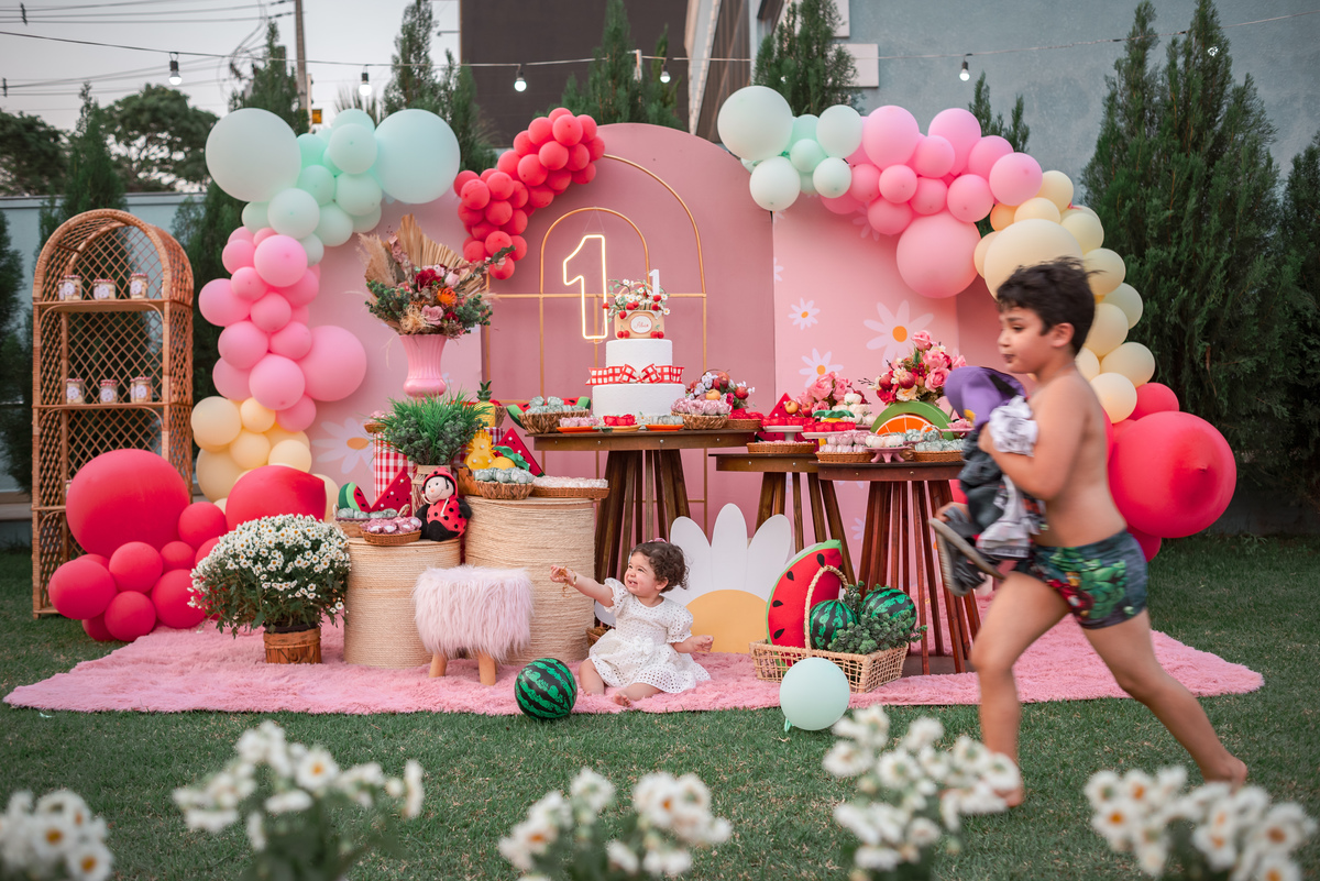 Foto de aniversario de um ano