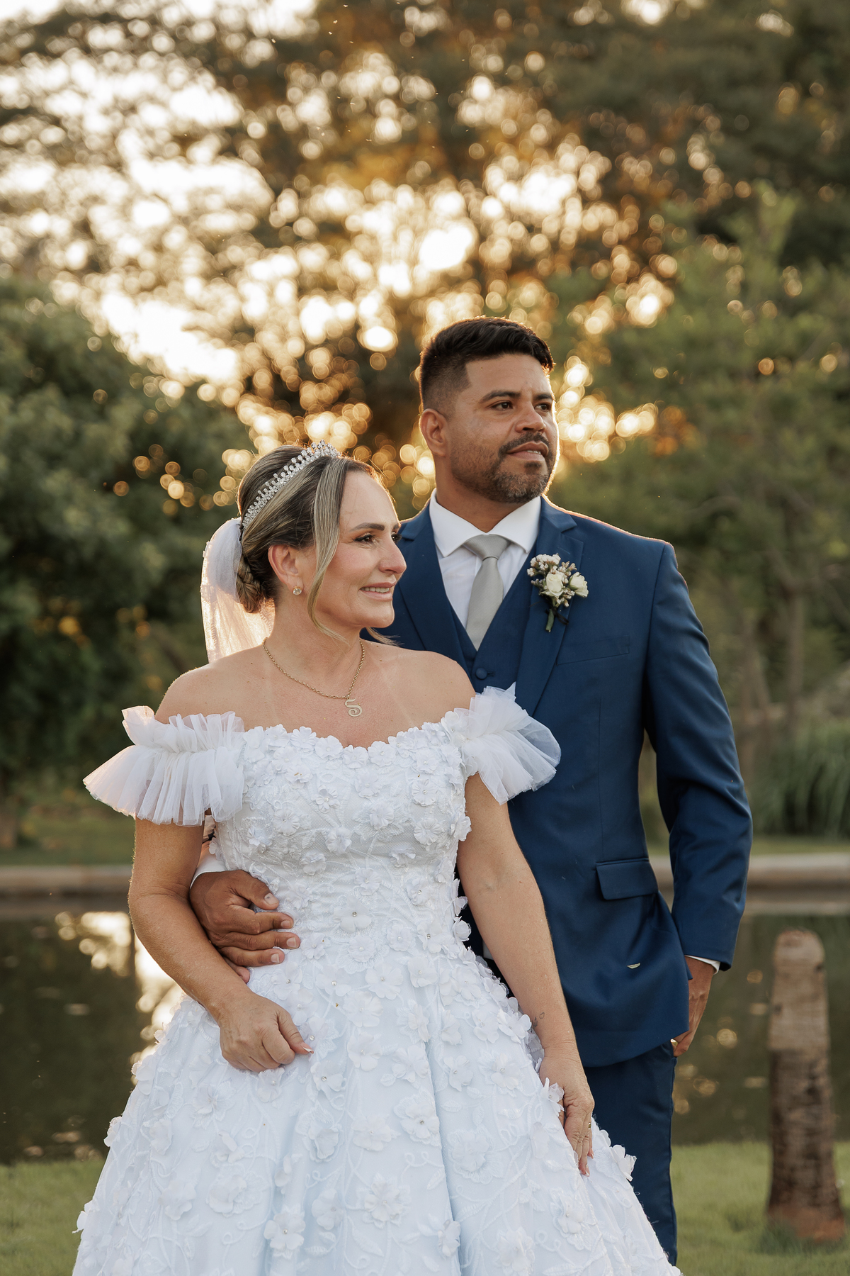 Foto de casamento ao ar livre